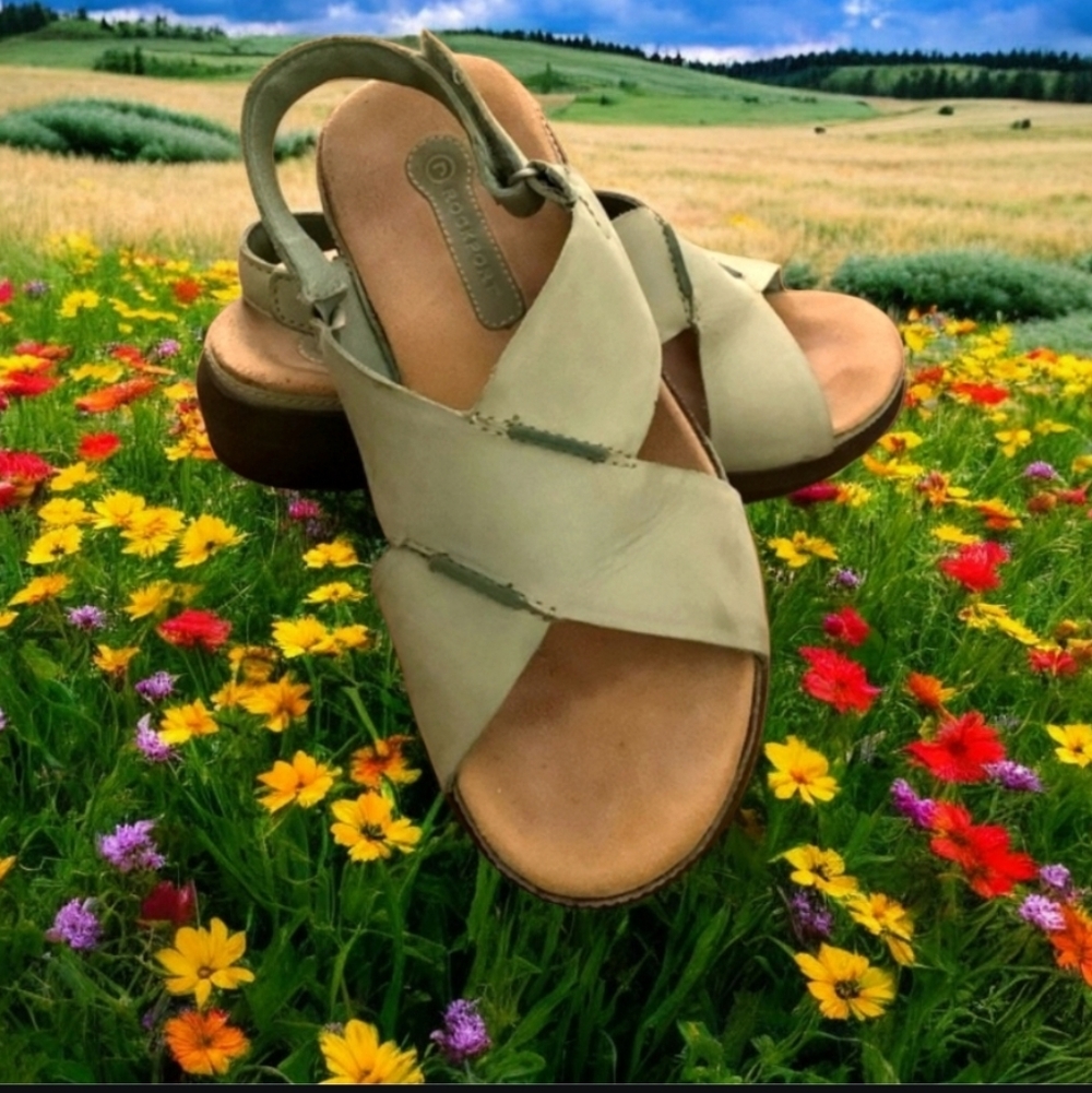 Rockpoint sandals leather green flat comfortable size 7 crisscross